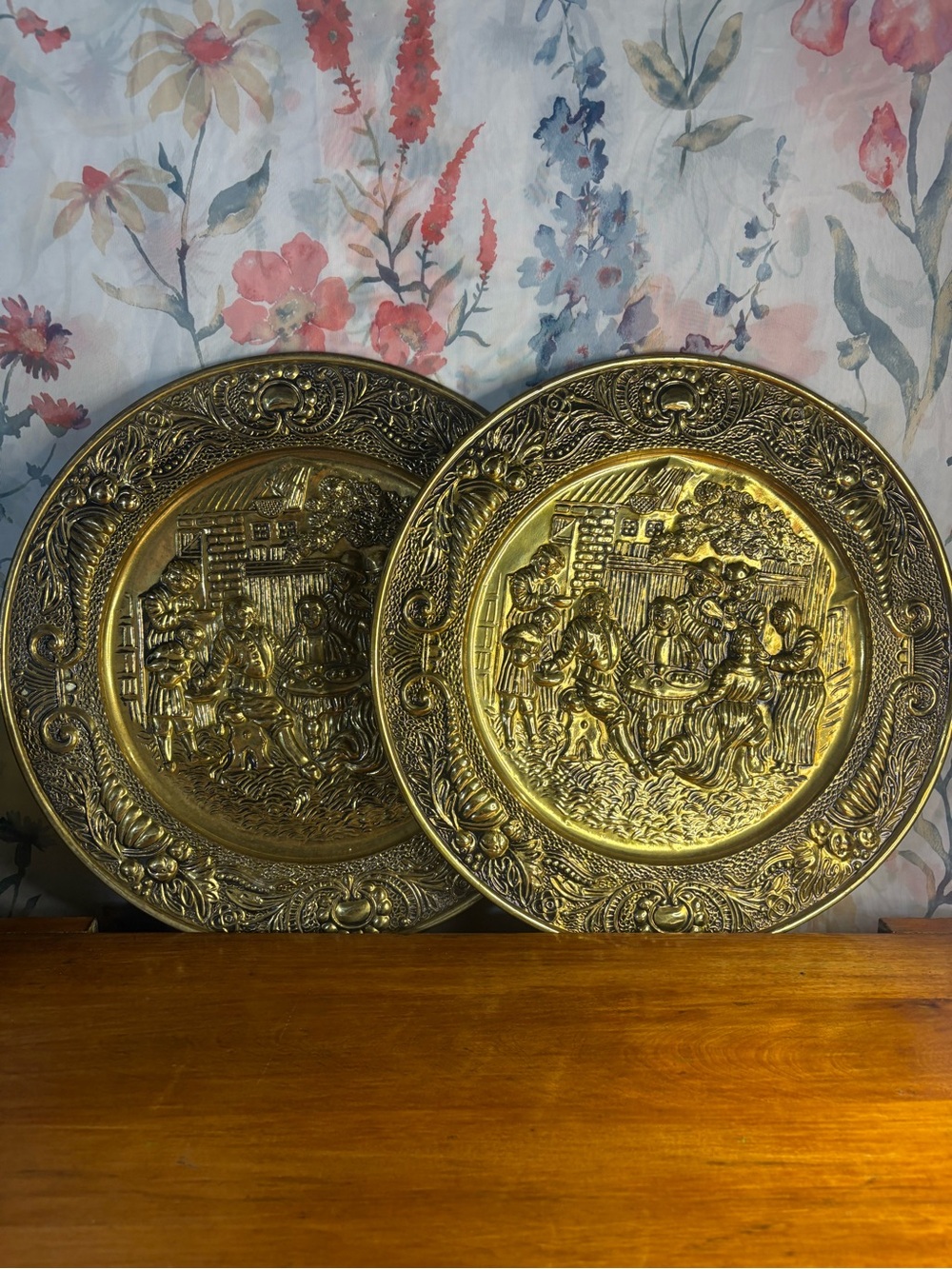 Vintage Ornate Decorative Brass Wall Plates - Gold Set of 2